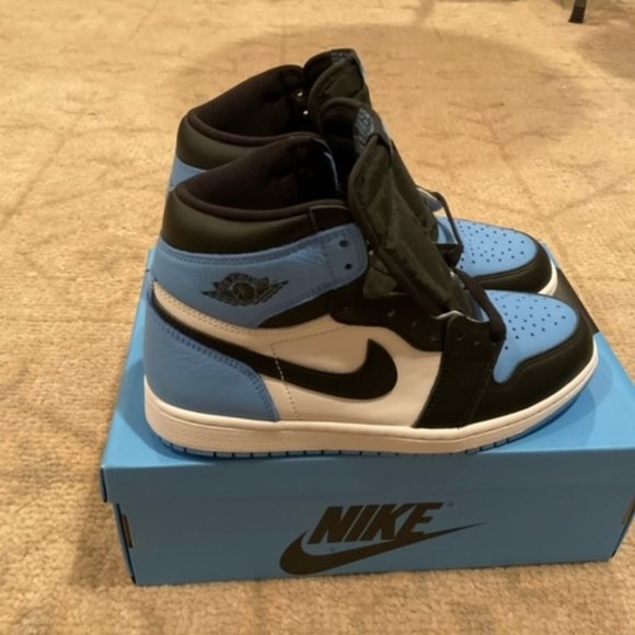 Jordan 1 high UNC toe size 8